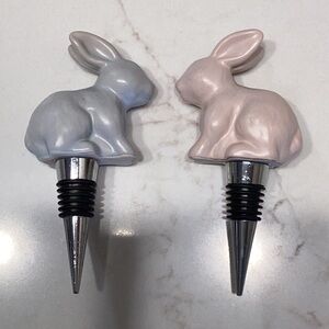 2 Stone Bunny Wine Bottle Stoppers